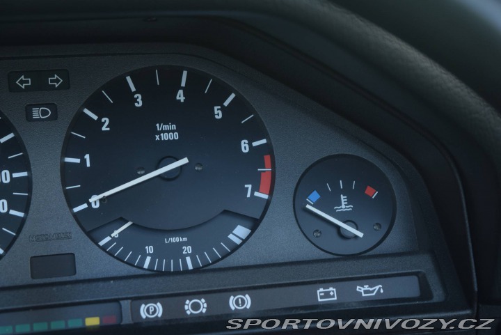 BMW 3 E30 325i 1989