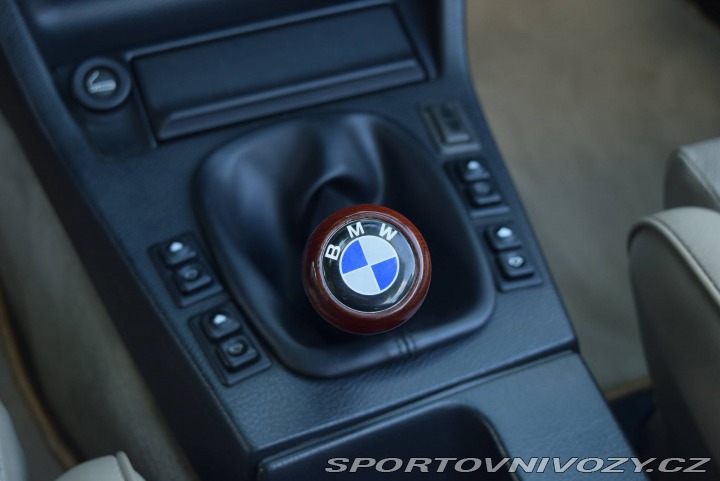 BMW 3 E30 325i 1989