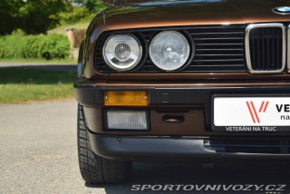 BMW 3 E30 325i 1989