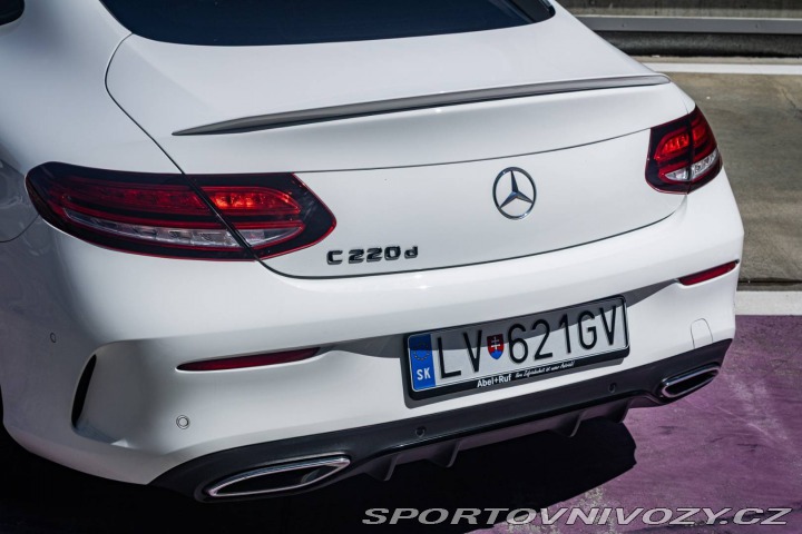 Mercedes-Benz C Kupé  220 d A/T 2021