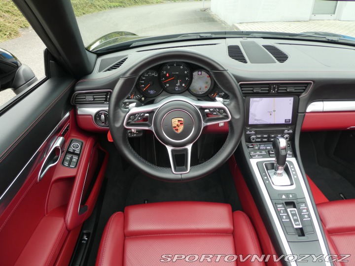 Porsche 911 CARRERA CABRIOLET 2018
