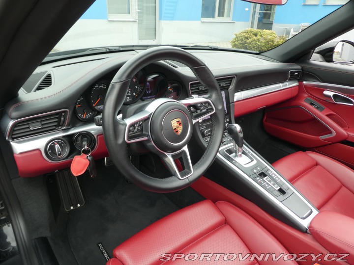 Porsche 911 CARRERA CABRIOLET 2018