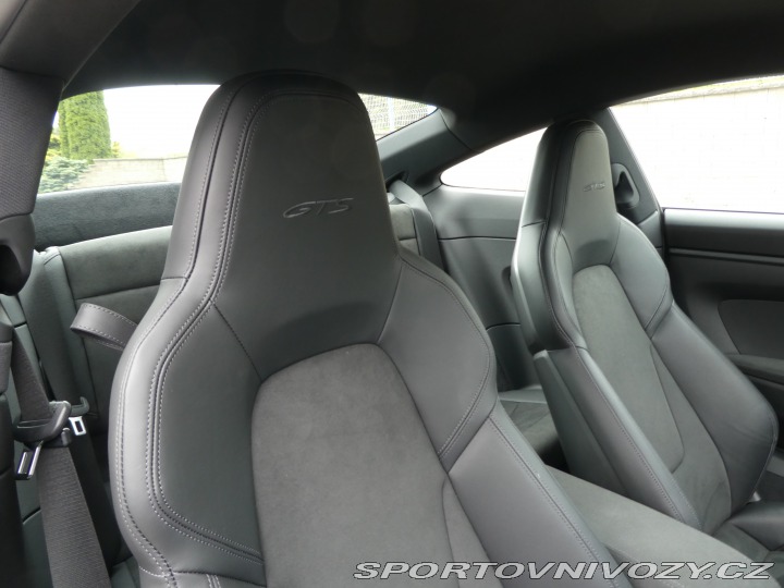 Porsche 911 CARRERA GTS 2023