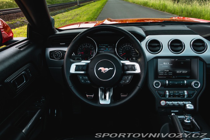 Ford Mustang GT Cabriolet DPH*Nehav. 2015