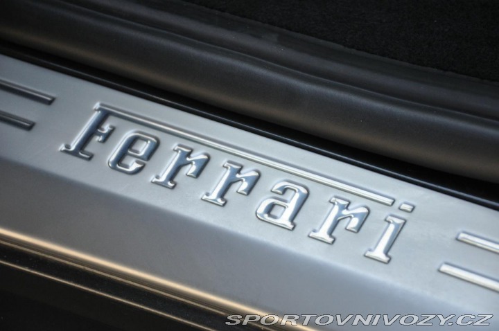 Ferrari 458 SPIDER CARBON LIFT TOP ST 2012