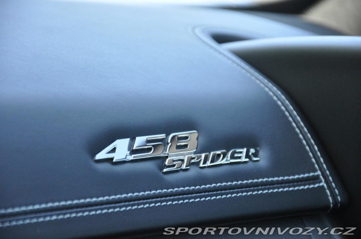 Ferrari 458 SPIDER CARBON LIFT TOP ST 2012