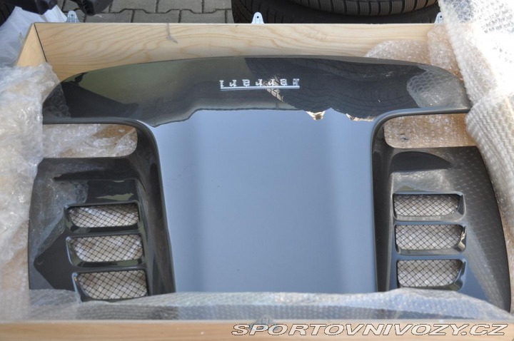 Ferrari 458 SPIDER CARBON LIFT TOP ST 2012
