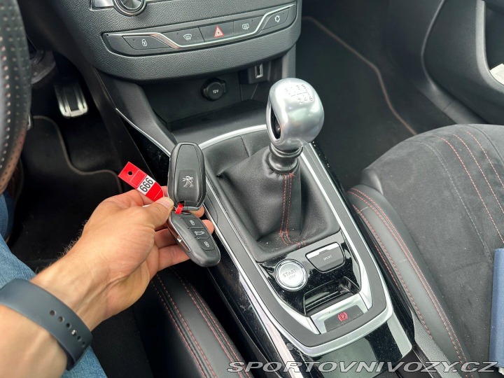 Peugeot 308 GT 1.6 PureTech 205k MAN6 2017