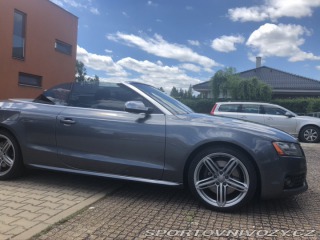 Audi S5 2012