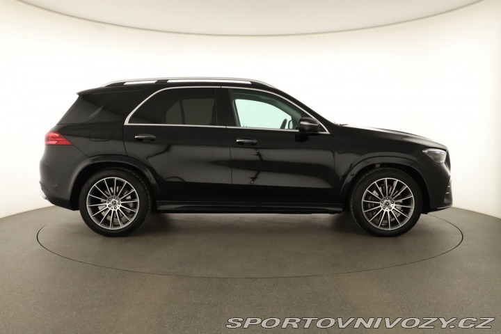 Mercedes-Benz Ostatní modely GLE AMG GLE 300 d 2024