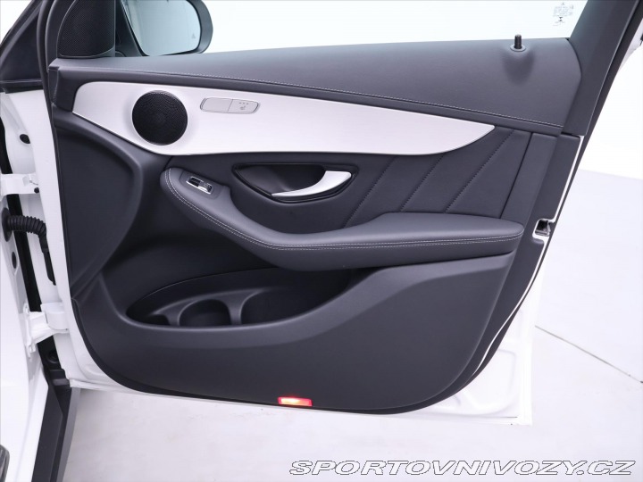 Mercedes-Benz Ostatní modely GLC 2,0 300E AMG ALU Serv.kni 2021