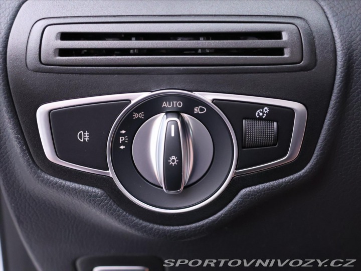 Mercedes-Benz Ostatní modely GLC 2,0 300E AMG ALU Serv.kni 2021