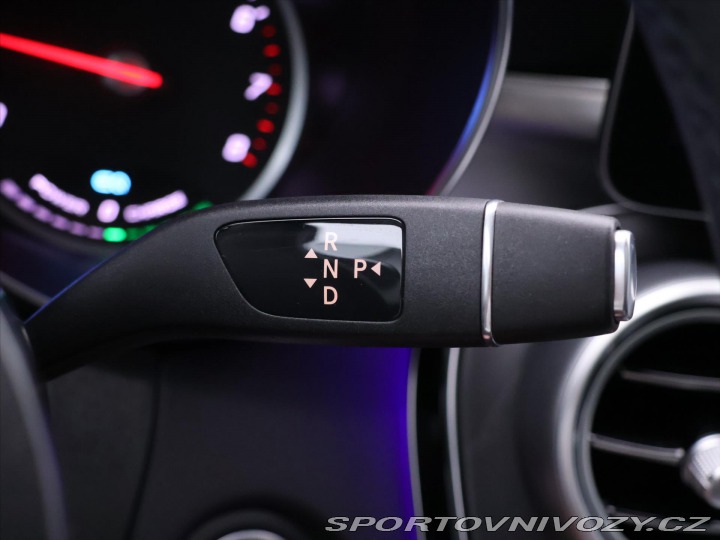 Mercedes-Benz Ostatní modely GLC 2,0 300E AMG ALU Serv.kni 2021
