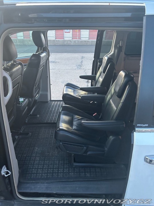 Chrysler Ostatní modely Grand Voyager 3,8 2008