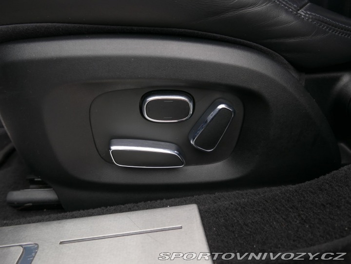 Jaguar XJ 3,0 V6 AWD Automat REZERV 2013
