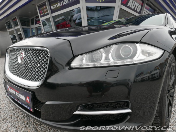 Jaguar XJ 3,0 V6 AWD Automat REZERV 2013