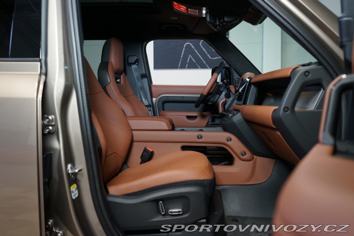 Ostatní značky Ostatní modely Land Rover Defender OCTA*MOONLIGHT*HUD*PANO*M 2025