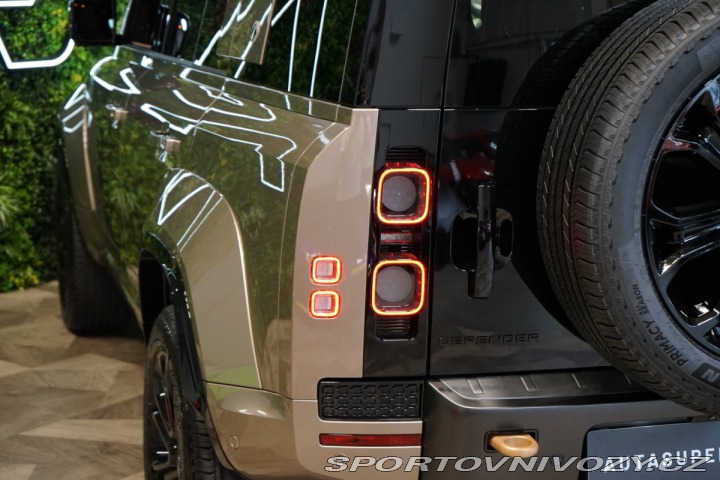 Ostatní značky Ostatní modely Land Rover Defender OCTA*MOONLIGHT*HUD*PANO*M 2025