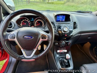 Ford Fiesta ST 200 2013