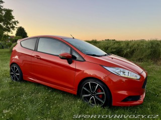 Ford Fiesta ST 200 2013