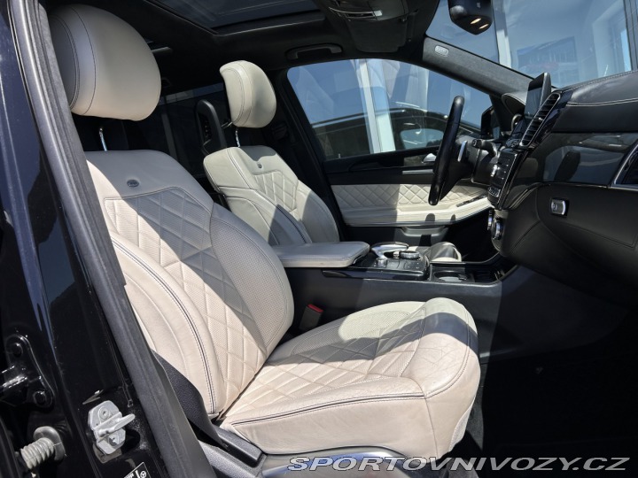 Mercedes-Benz Ostatní modely GLS 500 4MATIC AMG Designo, 7 2016