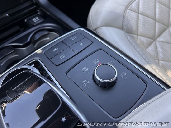 Mercedes-Benz Ostatní modely GLS 500 4MATIC AMG Designo, 7 2016