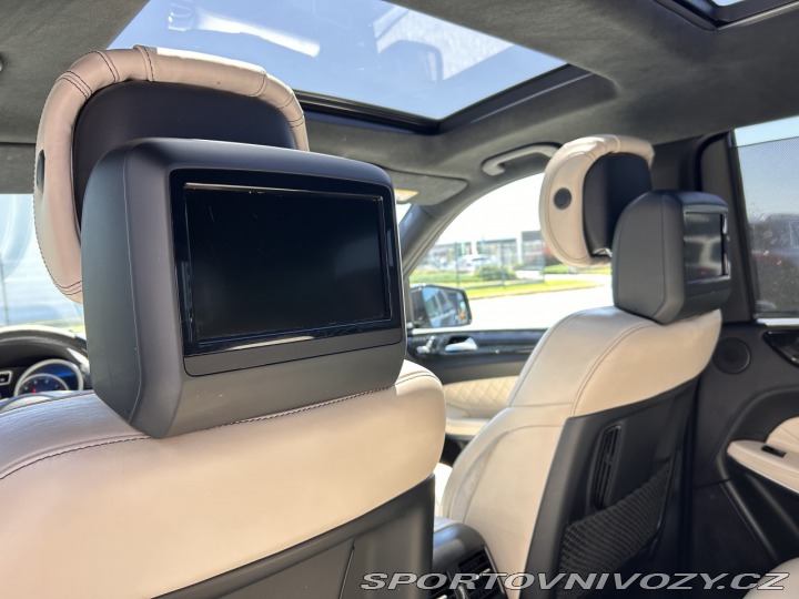Mercedes-Benz Ostatní modely GLS 500 4MATIC AMG Designo, 7 2016