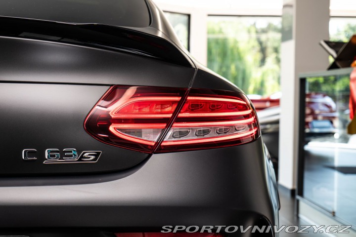 Mercedes-Benz C Final Edition 1800