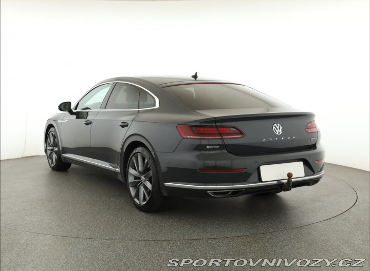 Volkswagen Arteon Elegance 2.0 TSI 4Motion 2018