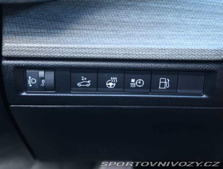 Citroën Ostatní modely C5 X Plug-in Hybrid 225 2022