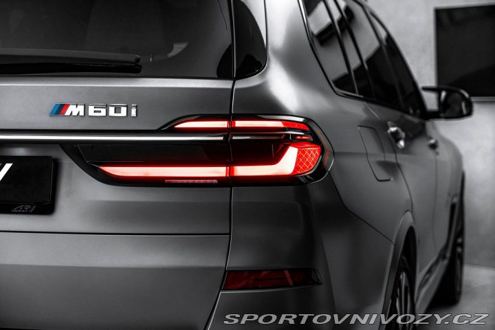 BMW X7 M60i xDrive 2023