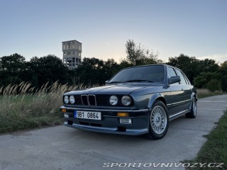 BMW 3 E30 325i 1987