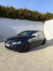 Volkswagen Golf  2015
