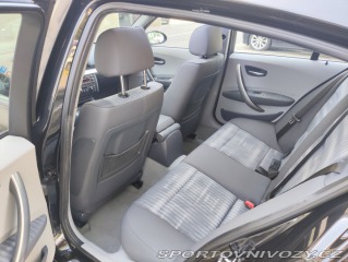 BMW 1 130i 2006