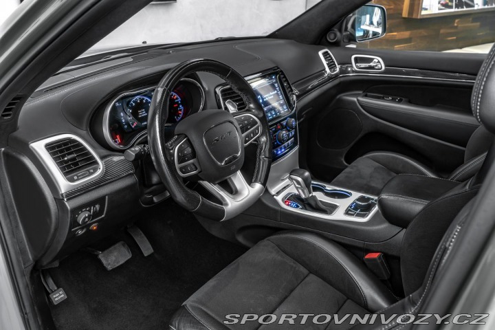 Ostatní značky Ostatní modely Jeep Grand Cherokee 6,4 SRT 468PS Pano 1800