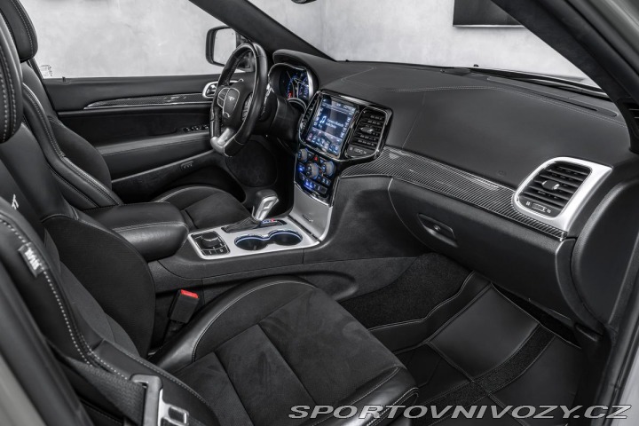 Ostatní značky Ostatní modely Jeep Grand Cherokee 6,4 SRT 468PS Pano 1800