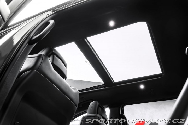 Ostatní značky Ostatní modely Jeep Grand Cherokee 6,4 SRT 468PS Pano 1800