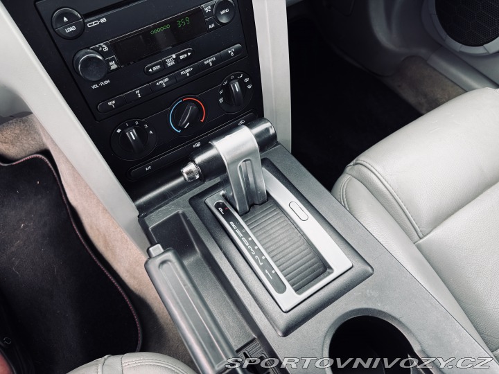 Ford Mustang 4.0 V6 154kW A/T 2007
