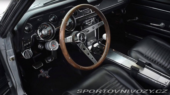 Ford Mustang Fastback 4.7 V8 1967