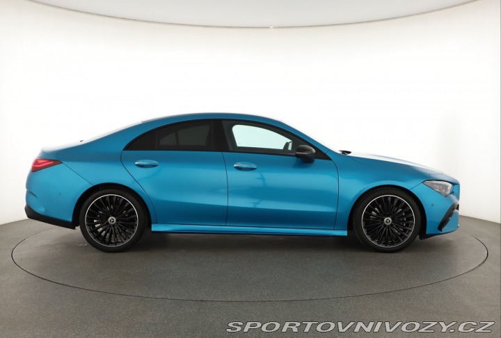 Mercedes-Benz CLA AMG 200 2024