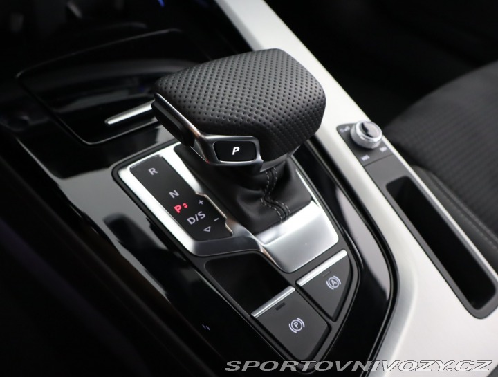 Audi A4 S-Line 45 TFSI 2023