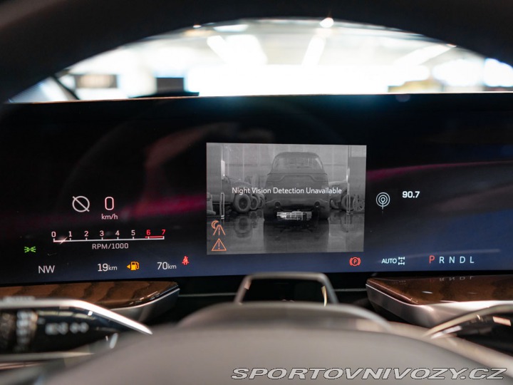Ostatní značky Ostatní modely Cadillac Escalade 6.2 Sport Platinum 2025 2025