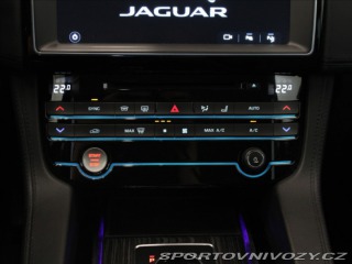 Jaguar F-Pace 3,0 D300 V6 Portfolio MER 2017