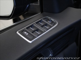 Jaguar F-Pace 3,0 D300 V6 Portfolio MER 2017