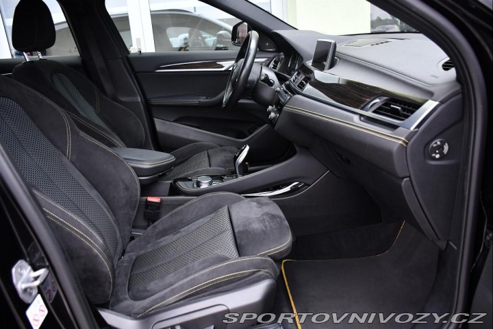 BMW X2 xDrive20i M-SPORT HUD ČR 2018