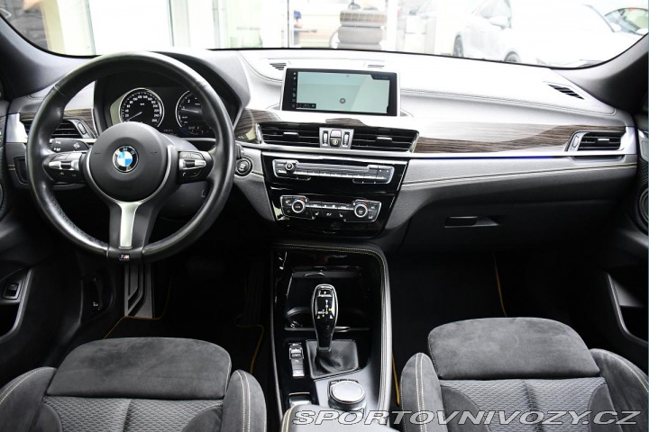BMW X2 xDrive20i M-SPORT HUD ČR 2018