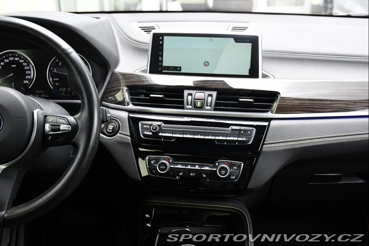 BMW X2 xDrive20i M-SPORT HUD ČR 2018