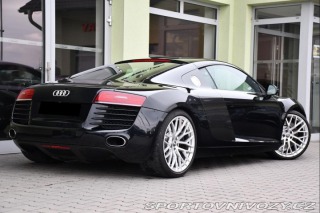 Audi R8 4.2FSI V8 QUATTRO CARBON 2009