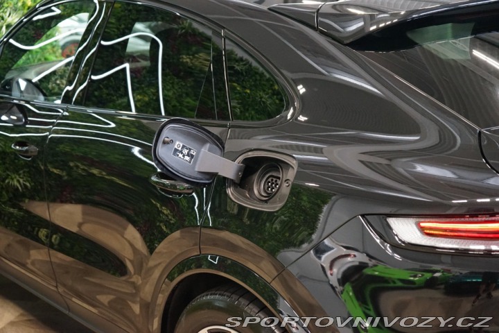 Porsche Cayenne COUPE*EHYBRID*PASM*INNO*B 2024