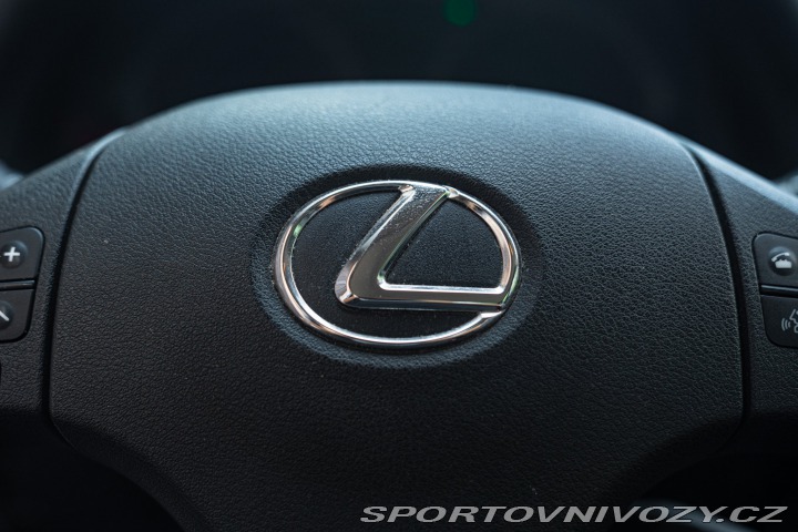 Lexus IS 220 D 2006